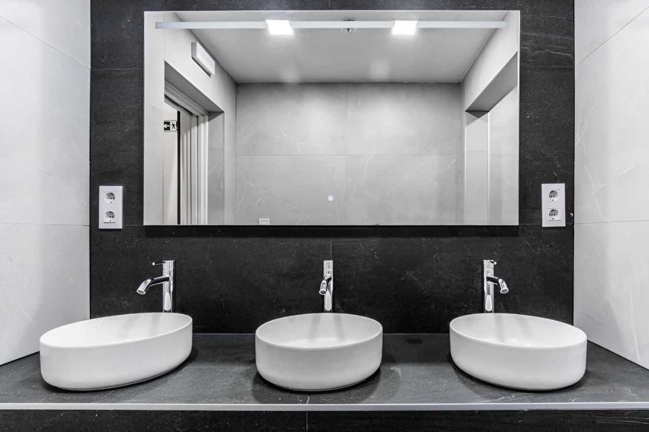Hostel Center Мадрид Екстериор снимка