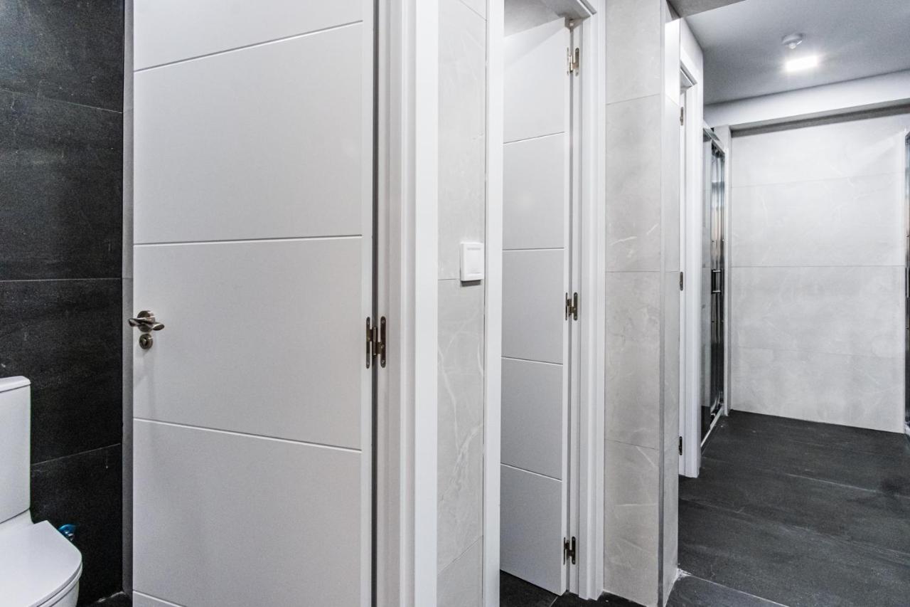 Hostel Center Мадрид Екстериор снимка